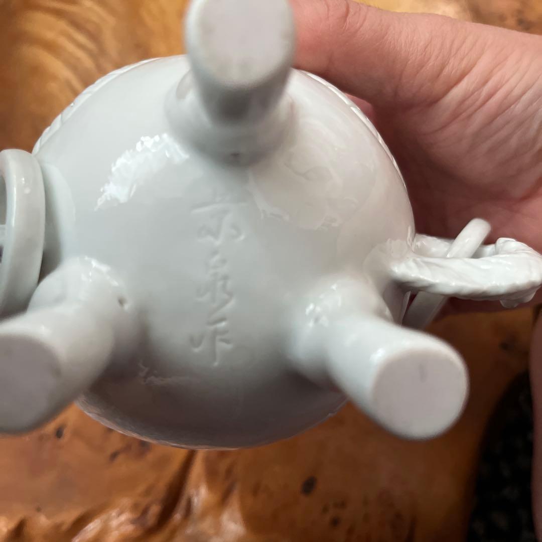 有田焼 京泉作 白磁 透遊鐶龍耳 香炉 透かしデザイン - メルカリ
