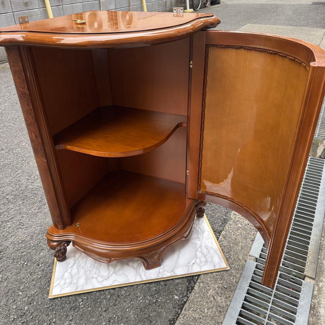 サルタレッリ ガラス キャビネット イタリア製 ディスプレイ棚 キー