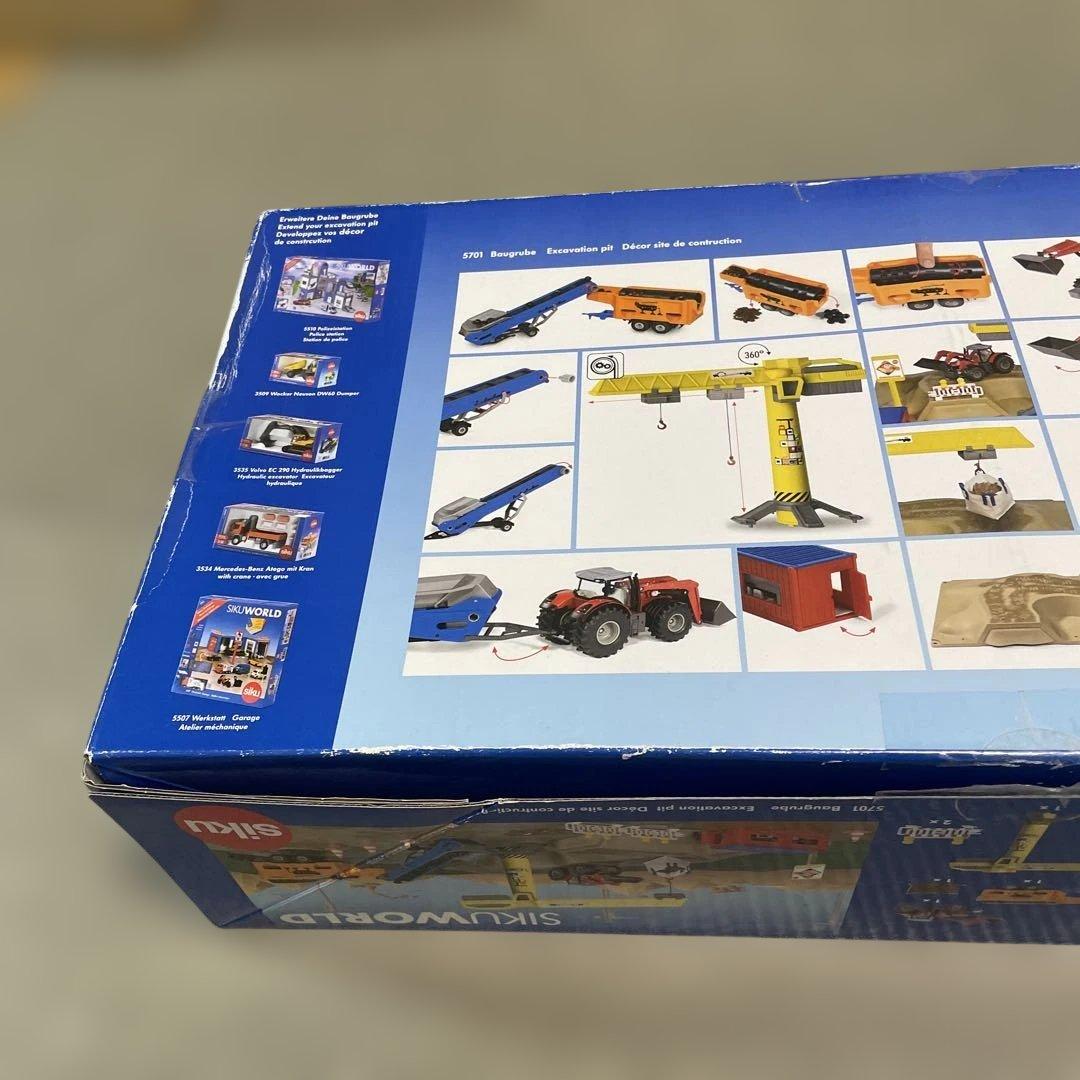中身未開封】ジク SIKU WORLD 掘削工事現場 5701 - メルカリ