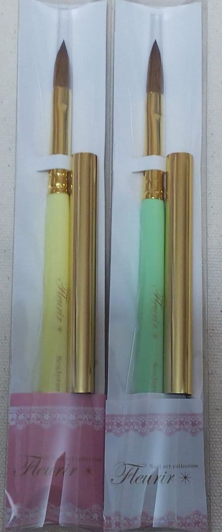 フルーリア スカルプチュアブラシ イエローとグリーン各１本、計2本 楽天市場】フルーリア スカルプチュアブラシ No,5 : プロ用ヘア