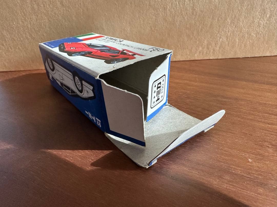 トミカ 青箱 F50ランボルギーニカウンタック LP500S (黒/金タンポ