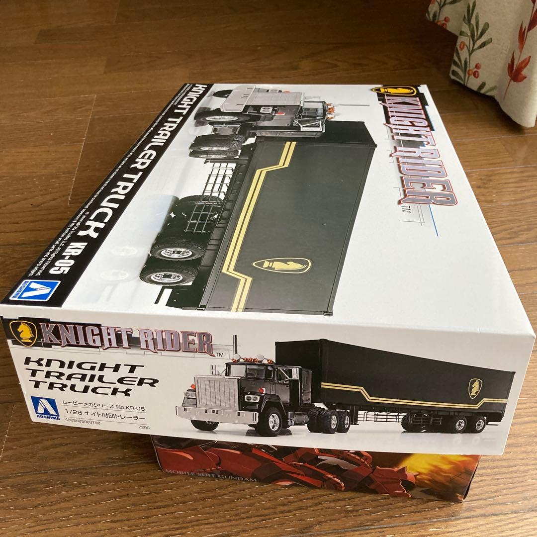 1/28 ナイトライダートレーラーKNIGHT TRAILER TRUCK