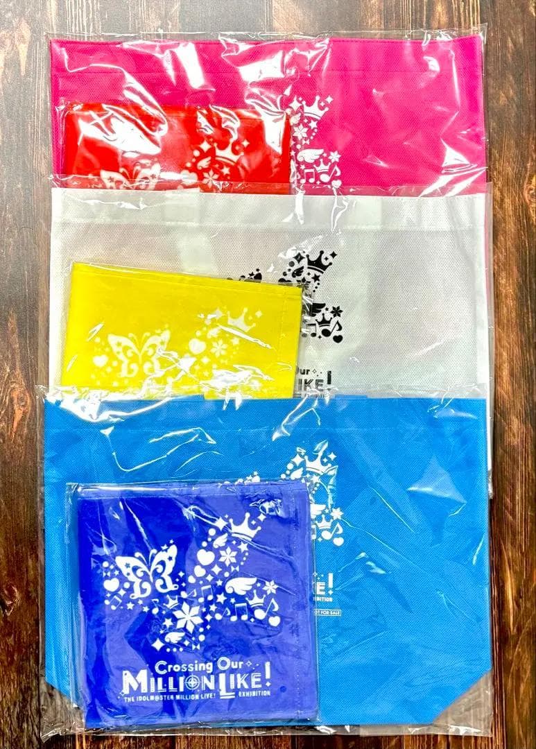 ミリオンライブ ミリオンライク展 ありがとうタオル・ショッパー 📅明日まで📅 📌＃ミリオンライク展 本日は限定グッズ付きチケットの