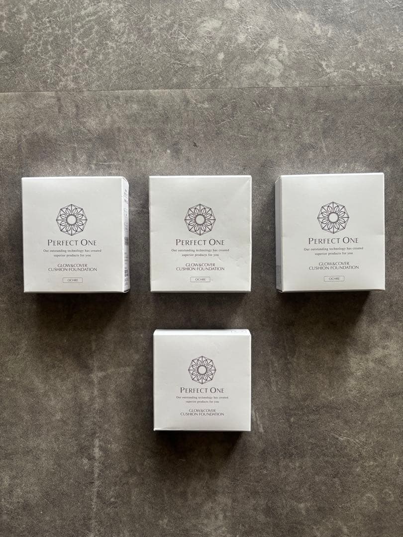 Perfect One クッションはファンデ　オークルレフィル3個+ケース1つ Amazon | PERFECT ONE パーフェクトワン グロウ＆カバークッション