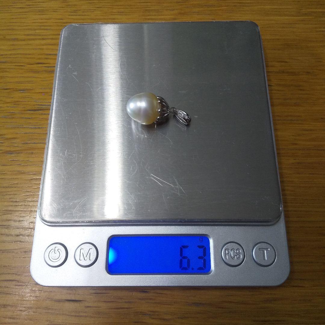 南洋真珠とダイヤモンド、Pt900の花形ペンダントトップ★6.3g