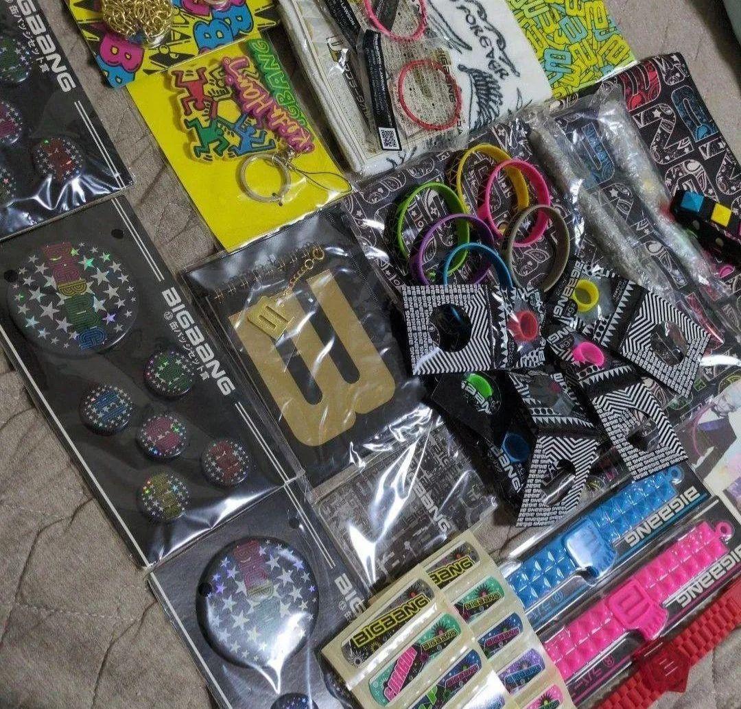 BIGBANG グッズ まとめ売り 34点セット - メルカリ