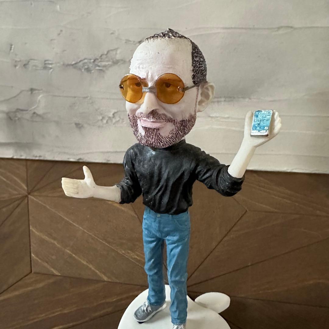 スティーブ・ジョブズ フィギュア Amazon.co.jp: スティーブ・ジョブズ フィギュア (大) : おもちゃ