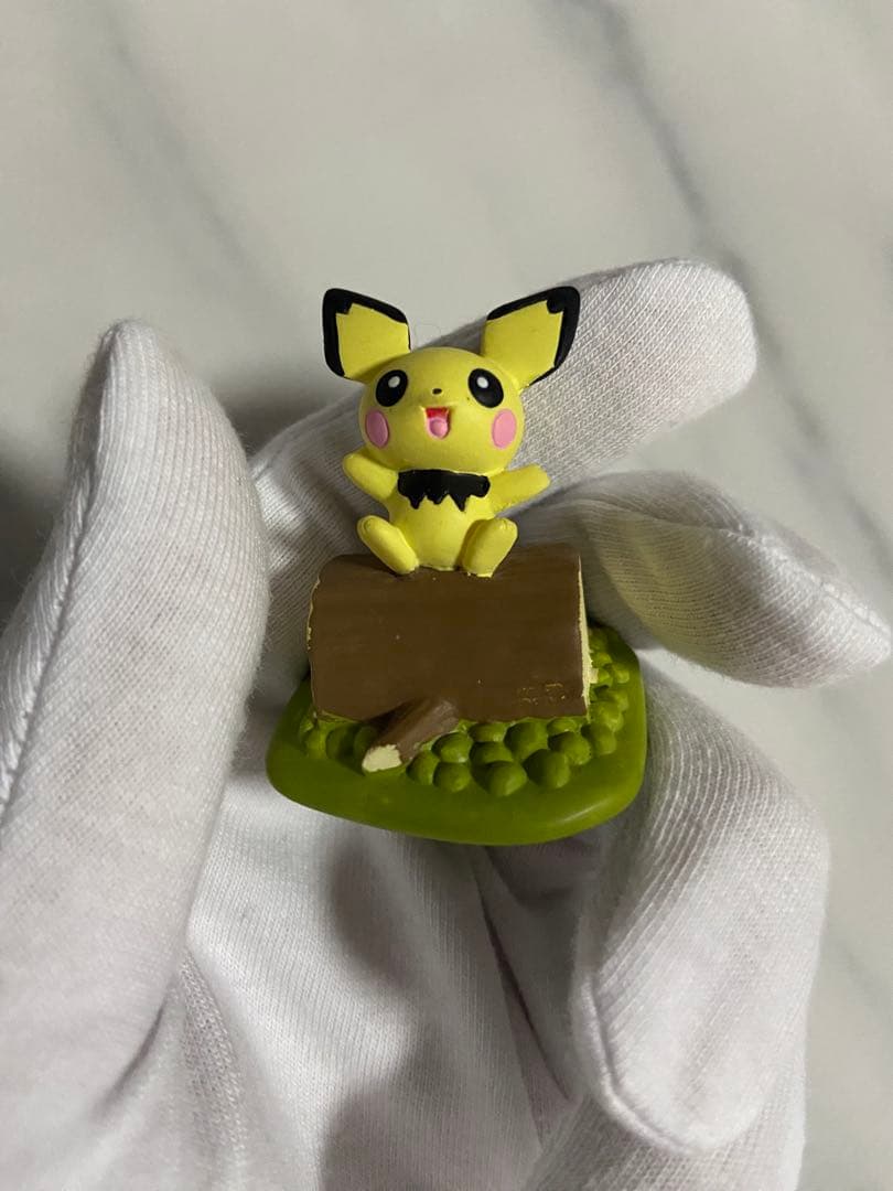 【激レア】ポケモン　モンコレ　ピチュー　初期　TOMY ピチュー 色ちがい ポケモン フィギュア モンコレ TOMY レトロ レア 昔