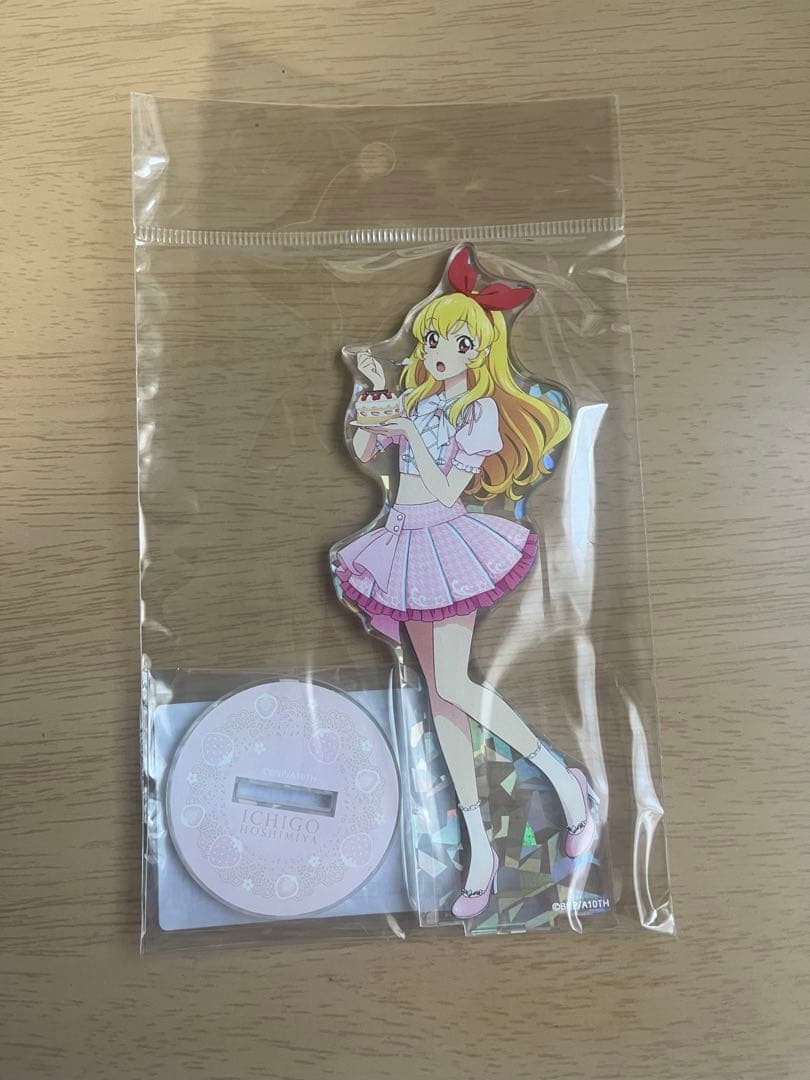 アイカツ】星宮いちごアクリルスタンド - メルカリ
