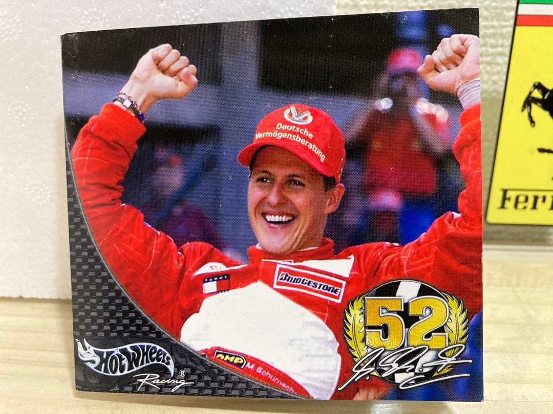 Ferrari F-2001 1:18 •'シューマッハ 通算52回のGP優勝」 - メルカリ