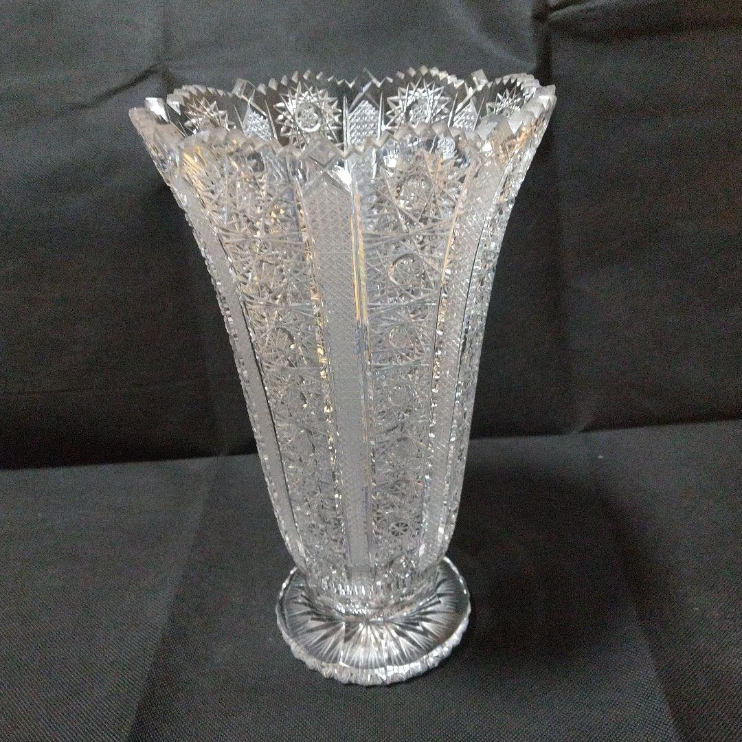 ボヘミア クリスタル 花瓶 大型 Amazon.co.jp: ボヘミアングラス クリスタル 花瓶 高さ15cm 80210