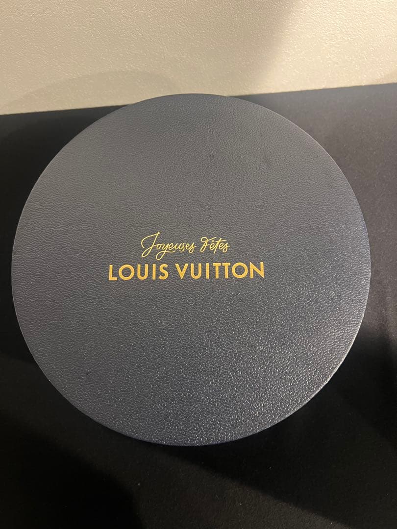 希少 限定品　顧客ホリデーギフト 動物のオブジェ フィギュア　ルイヴィトン LouisVuitton ルイ・ヴィトン アニマル オーナメント 2024年クリスマス