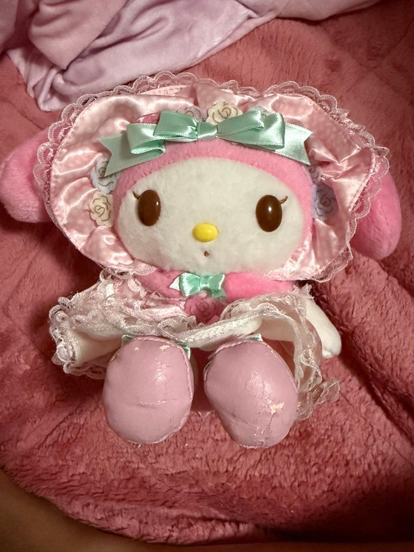 【希少、レア✨】マイメロディピューロランド限定40周年ぬいぐるみ 希少激レア タグ付き マイメロディ大人ファッション ぬいぐるみ 40th