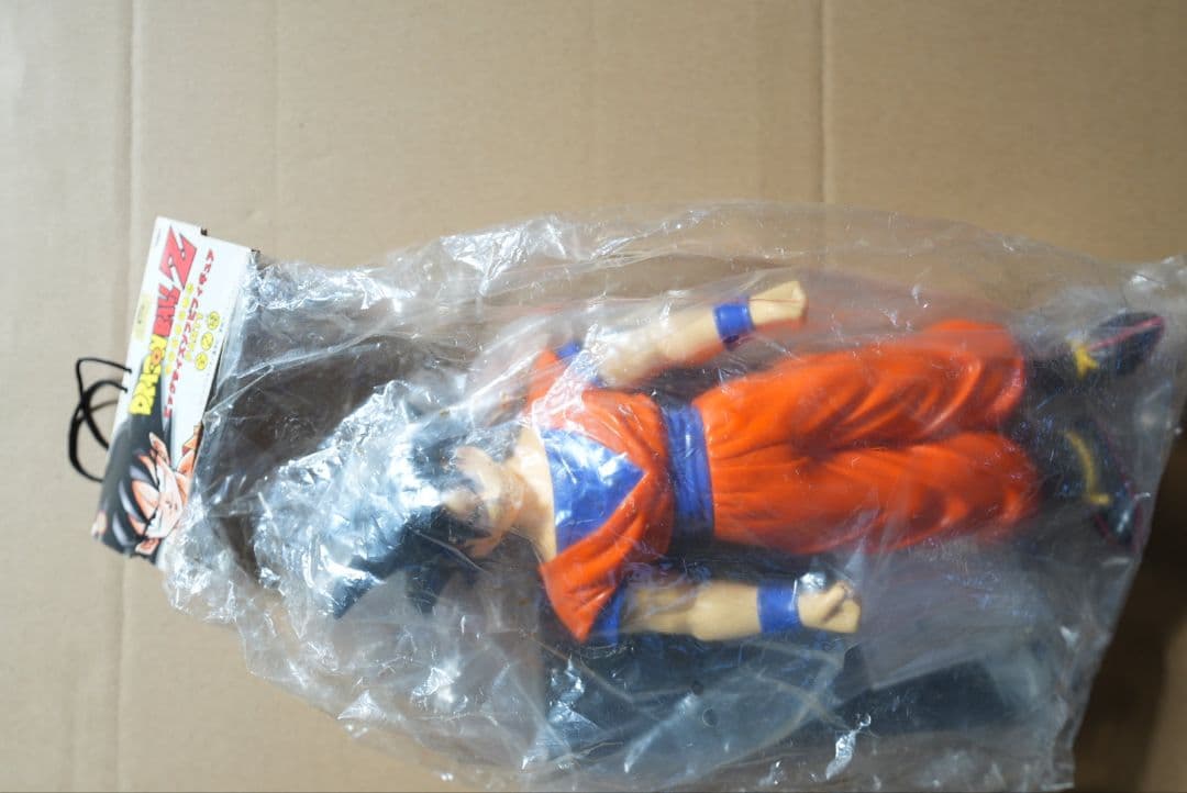 ドラゴンボールZ 孫悟空 ビッグサイズ フィギュア PART 1 Amazon.co.jp: ドラゴンボールZ アクションDXソフビフィギュアPART1