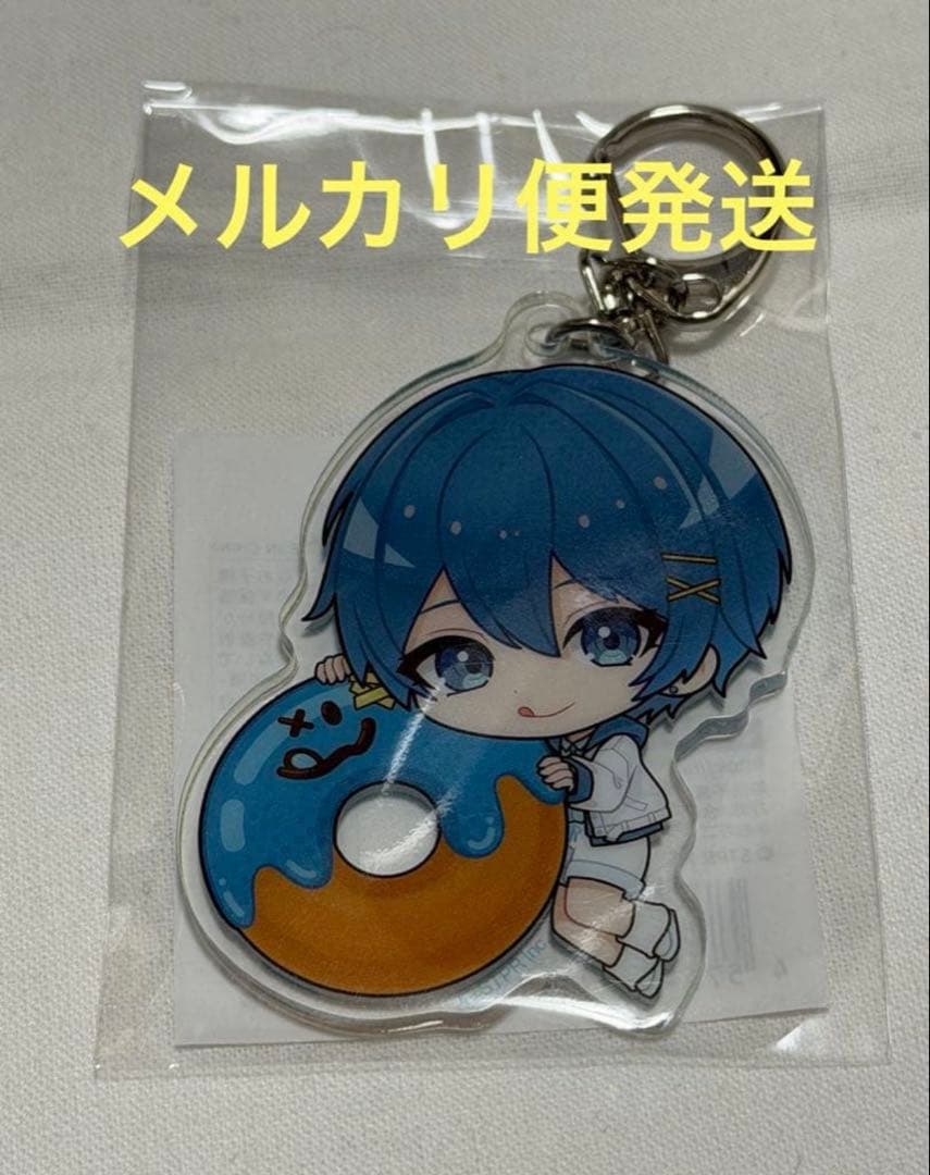 AMPTAKxCOLORS バレンタイン アクリルキーホルダー ちぐさくん - メルカリ