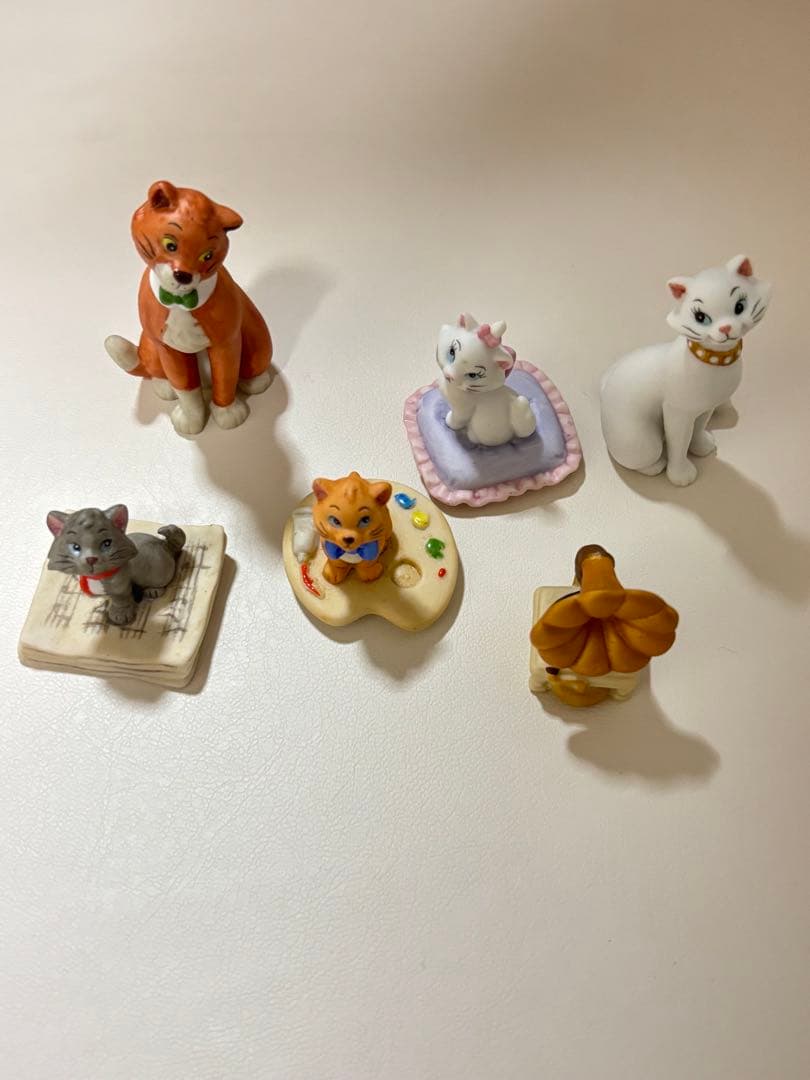 加藤工芸　kato kogei ディズニー おしゃれキャットマリー 置物 Yahoo!オークション -「加藤工芸ディズニー」の落札相場・落札価格