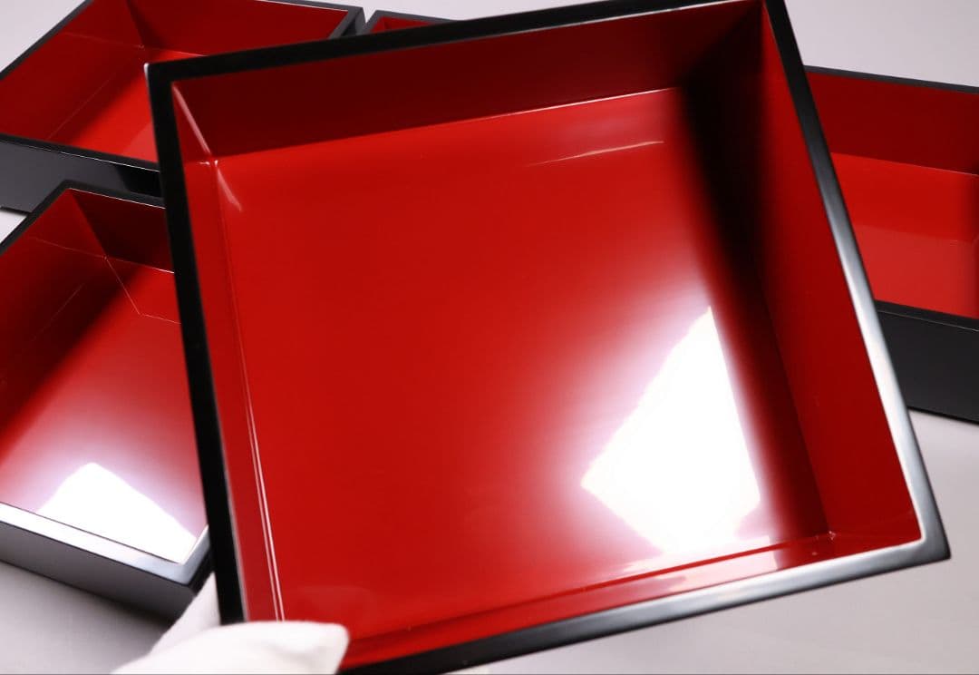 MB33】輪島塗 宗水堂 木瓜家紋 蓋三枚 五段重 7.5寸重箱 黒内朱 木製