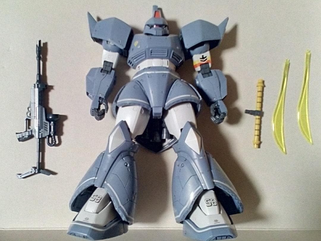 ガンプラ完成品 1/100 MG ゲルググ ver2.0 MSVカラー プレミアム完成品】バンダイ MG 1/100 シャア専用ゲルググ Ver.2.0