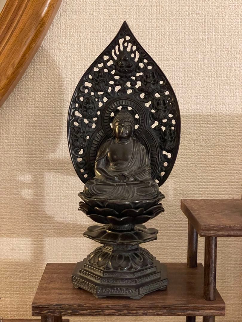 釈迦如来坐像 shakyamuni_thum-1024x1024-1.jpg