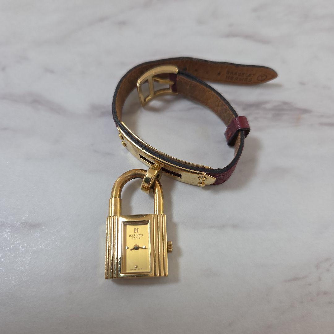 HERMES ロック型 腕時計 金メッキ HERMES（エルメス） HH1.501 Hウォッチスクエア ゴールド文字盤 QZ