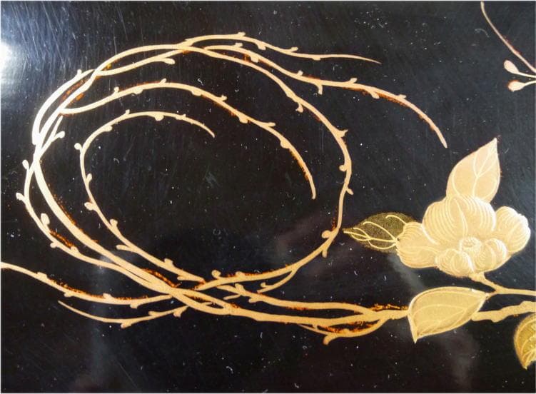 美しい立雛ノ図と兜ノ図　木製金蒔絵　四方盆の大　27.3cm　桃の節句端午の節句