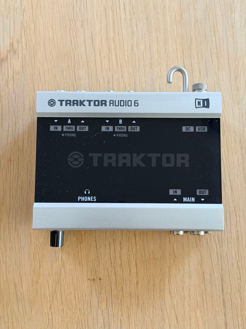 TRAKTOR AUDIO 6 オーディオインターフェイス - メルカリ
