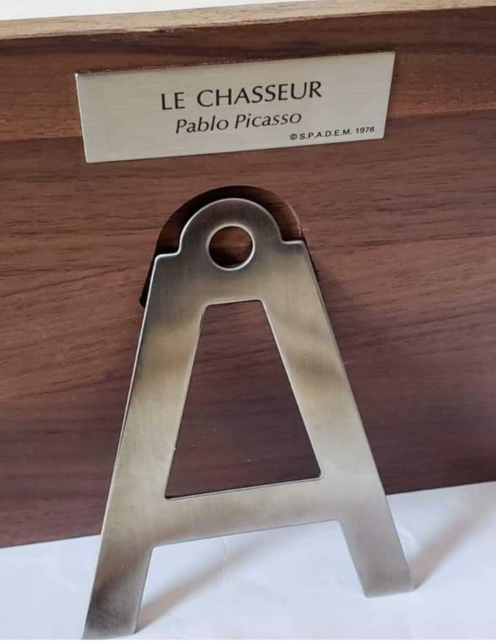 安心の本物保証。PABLOPICASSO作「狩人」ピカソ、純銀製、相続人承諾書