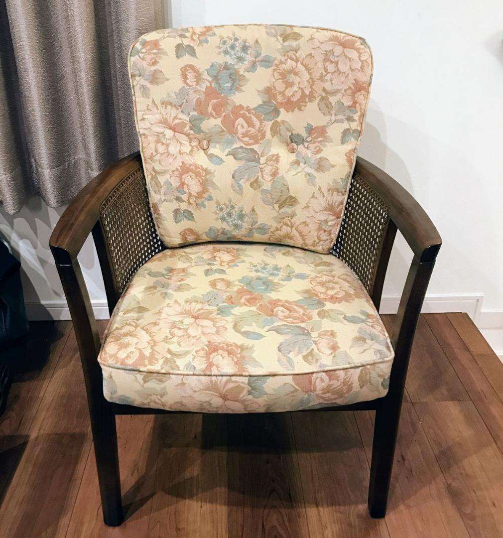 カリモク COLONIAL コロニアル ダイニングチェア クッション付き COLONIAL（カリモク家具） カリモク コロニアル ダイニングチェア