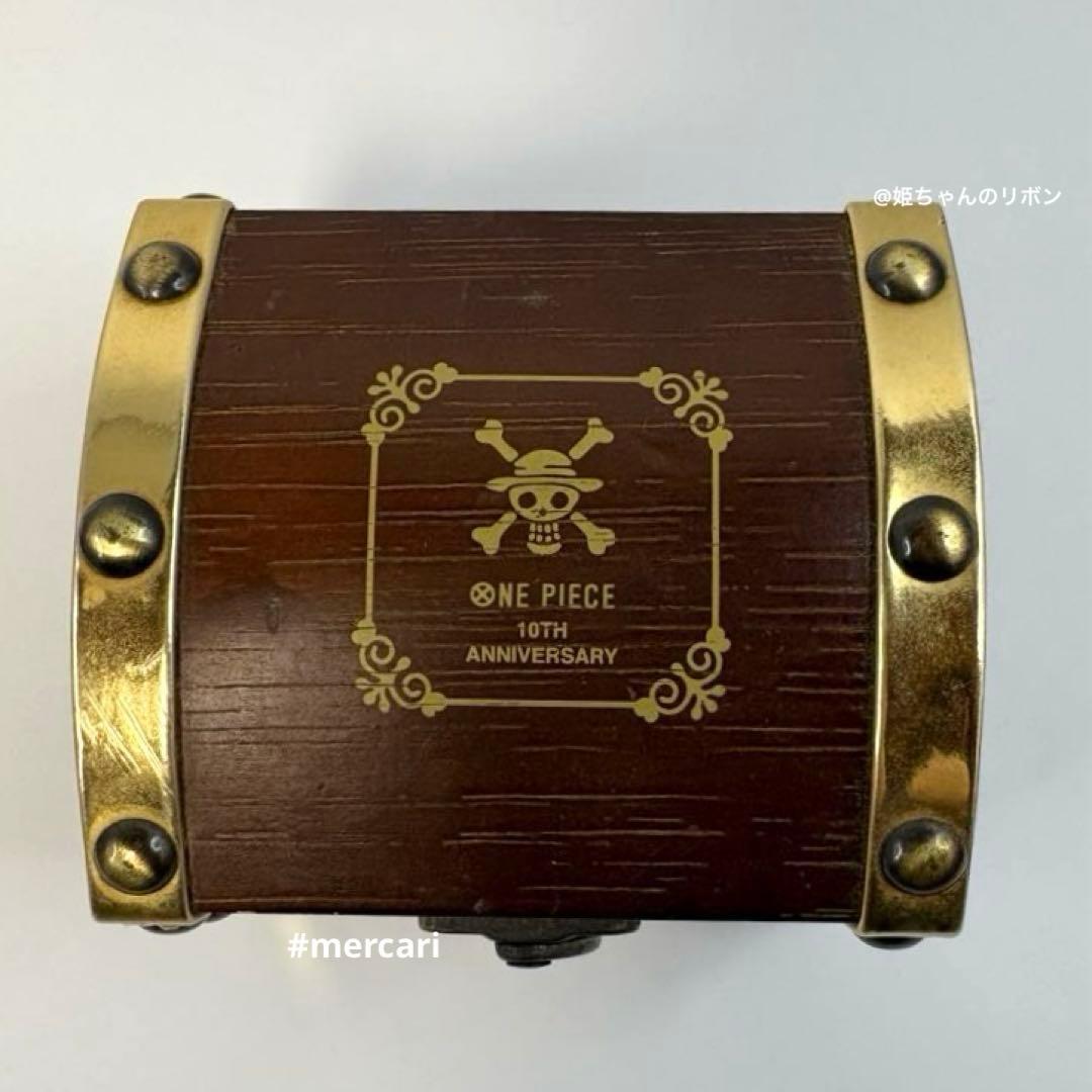 ワンピース 10周年記念公式ウォッチ 黄金の指針（ゴールデンポース
