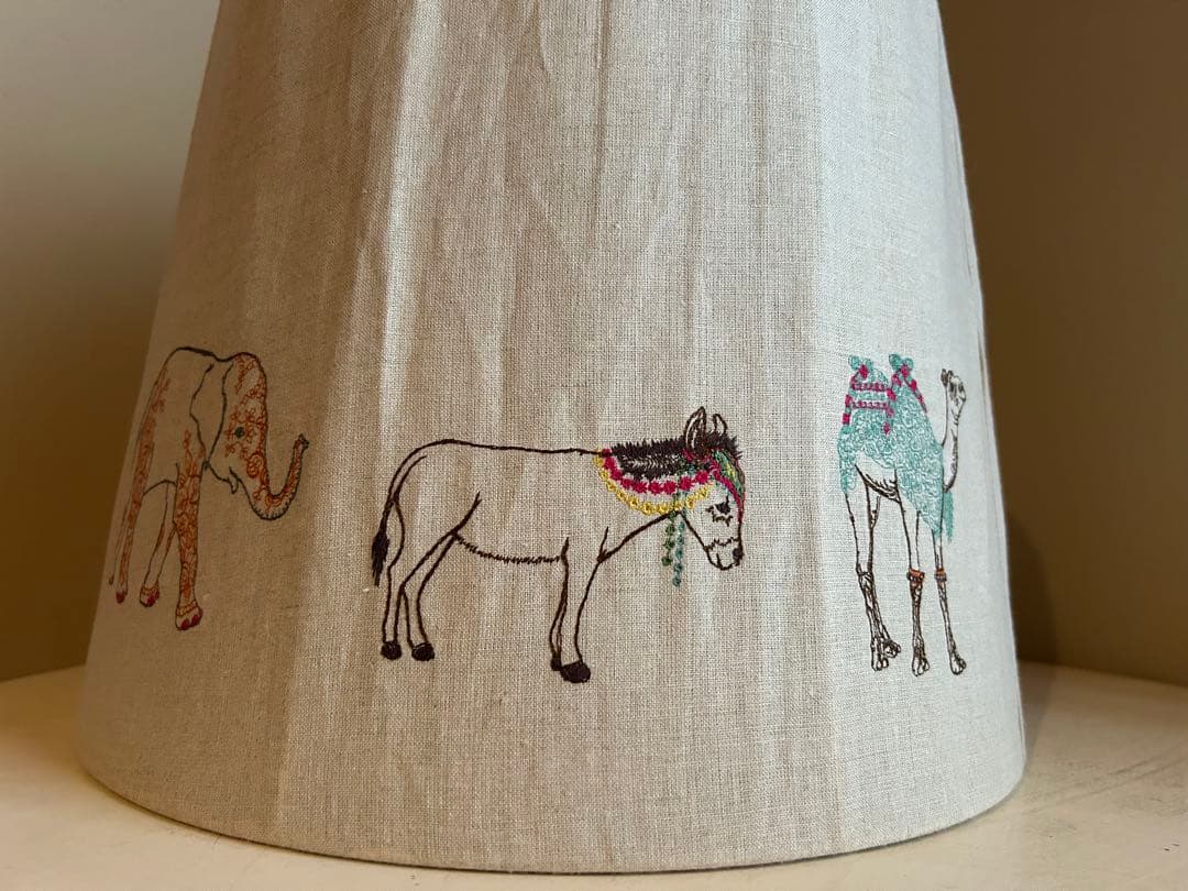 Coral & Tusk ペンダントライトM Coral & Tusk | Embroidered Home Decor