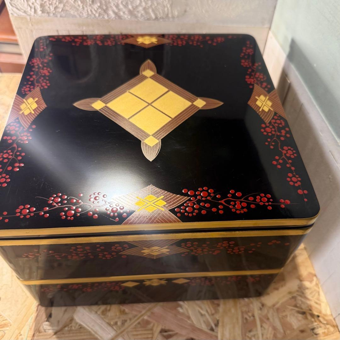 ヴィンテージ♡秀衡塗 2段重箱 黒×金×朱の華やかデザイン お正月