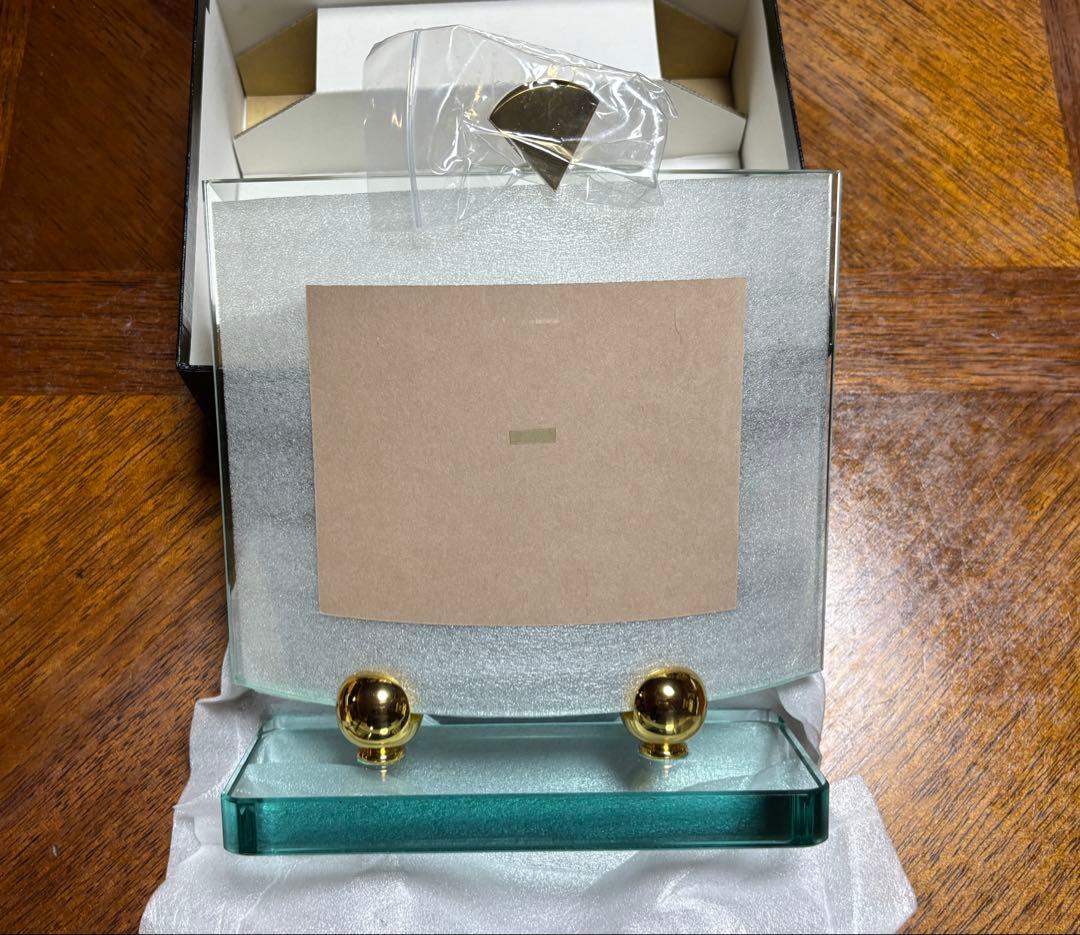 曲線形状 LADONNAガラス製 写真額縁 Kサイズ LADONNA（ラドンナ） フォトフレーム メタル Lサイズ用 写真立て 高級