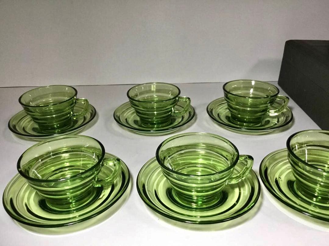 アールデコ◆ガラスカップ&ソーサー6客◆緑 グリーン 昭和レトロ プレスガラス カップ&ソーサー ガラス食器 デッドストック アルコロック レトロ
