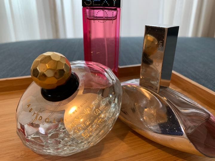 香水三点セットYvesSaintLaurent  top.jpg