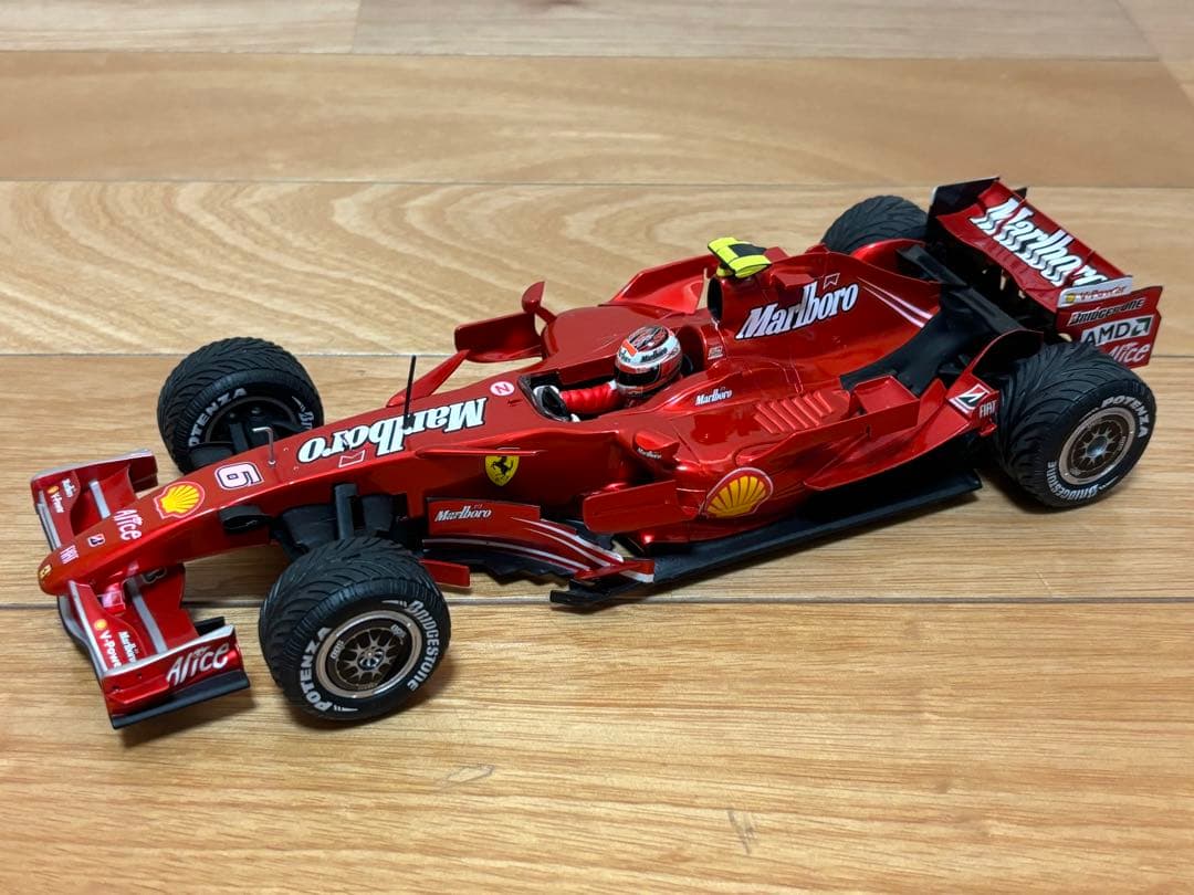 マテル 1/18 フェラーリ F1 200勝記念限定モデル F2007 中国GP フェラーリ F2007 K.ライコネン | F1ミニカーあれこれ