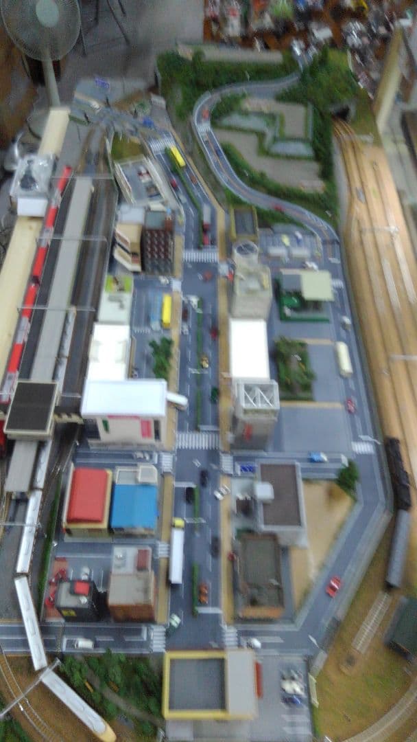 鉄道模型✨Nゲージ✨巨大ジオラマ✨オーダー受付中❗制作には半年～１年かかります❗ 閉店したN（エヌ）広場をアップサイクルした八王子のものがたり