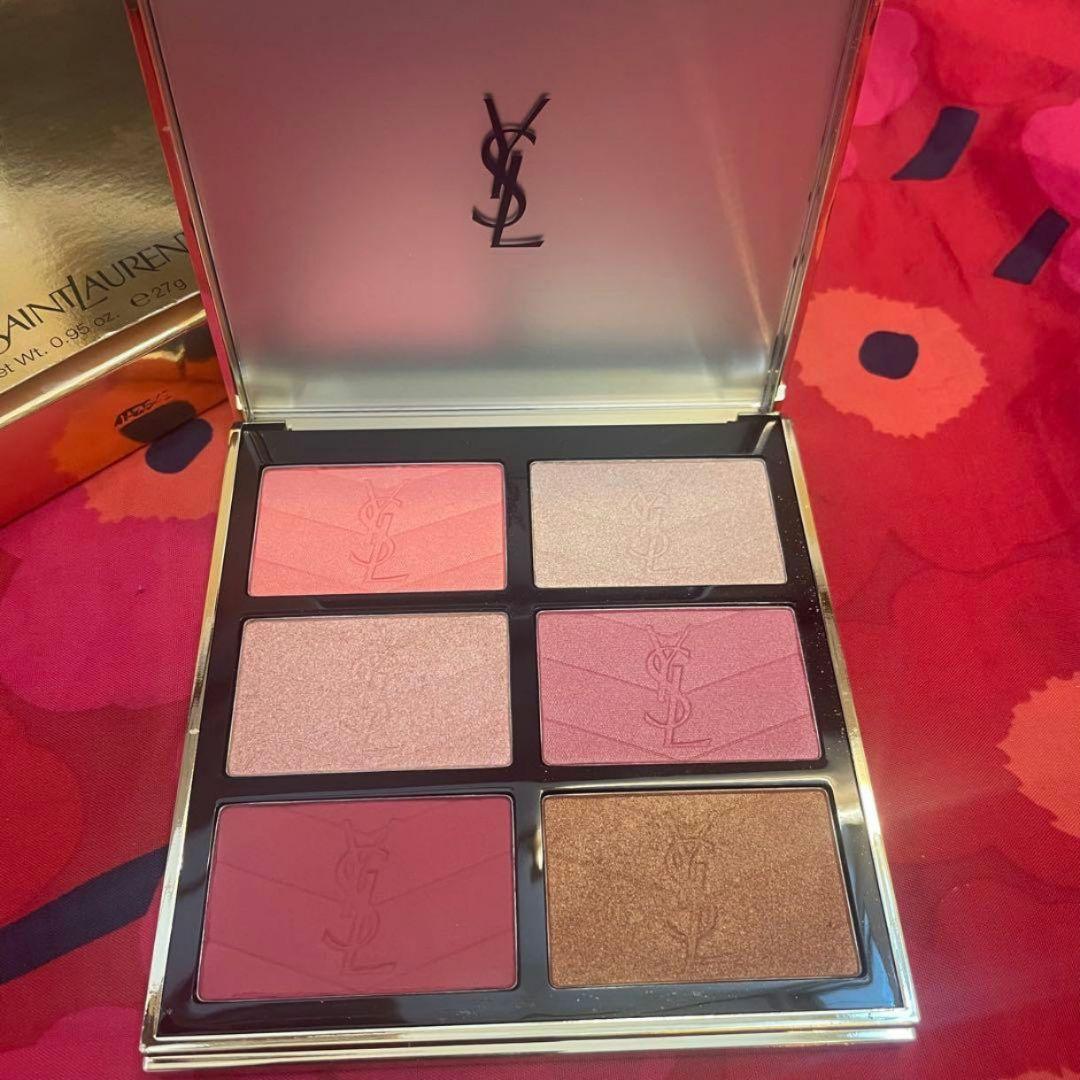 YSL クチュールフェイスパレット 2025 ホリデーコレクション YSL・クリスマスコフレ2025】リッチな“ゴールド”の輝きを宿すノエル