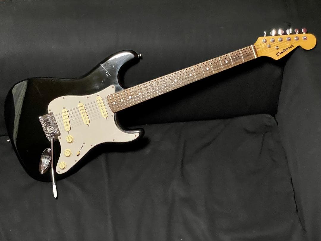 Photogenic ST Model Black 初期型！ソフトケース付！！ Amazon | Photogenic フォトジェニック エレキギター STタイプ サン