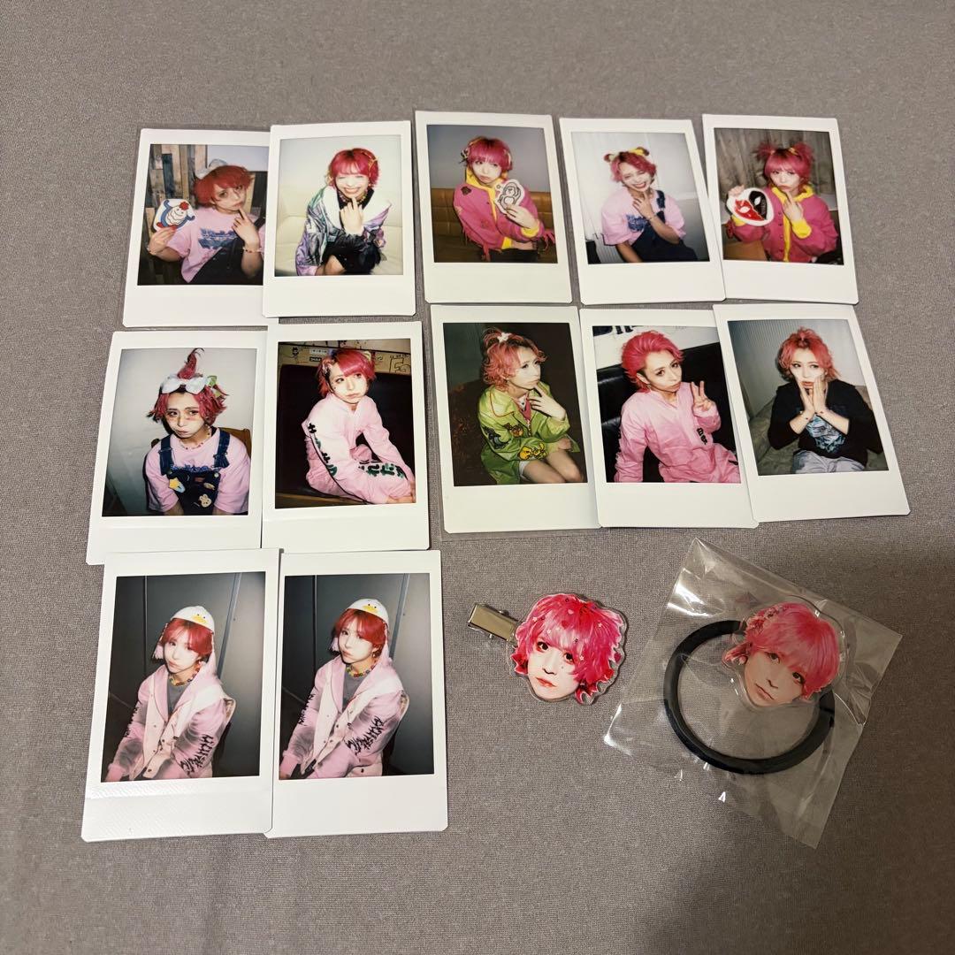 甘い暴力 啓 チェキ75枚(1/19含む)＆グッズセット 甘い暴力 啓 チェキの通販 by ꒰ঌ🤍໒꒱ ｜ラクマ