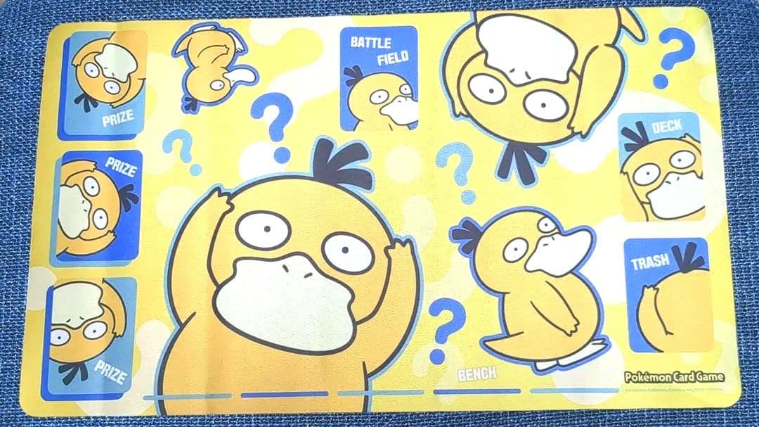 【出品今日まで】コダック ポケカプレイマット ポケカ引退品 プレイマット】『海外限定 コダック』(収納袋付) | 福福トレカ