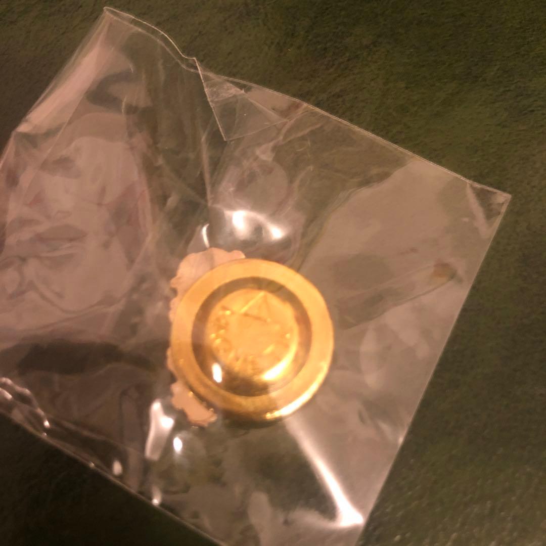 大阪万博バーレーンピンバッジ - メルカリ