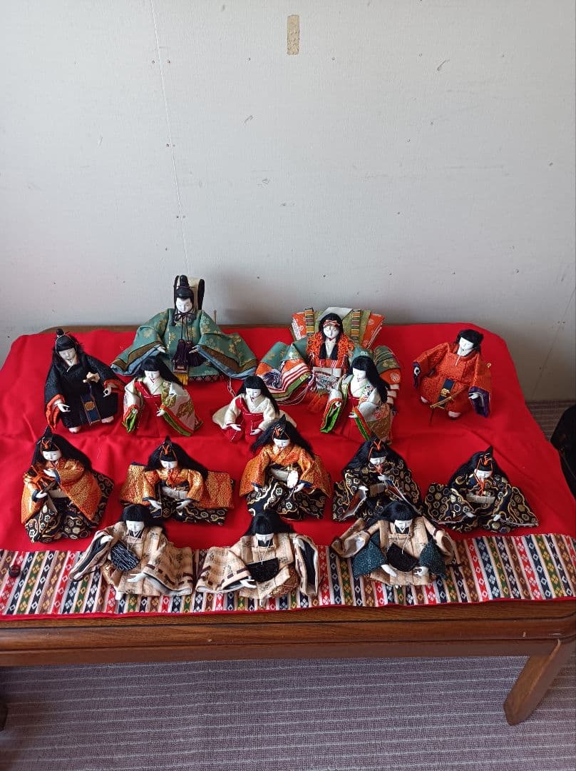 特注　お雛様 あかり引出収納飾り 赤黒 吉徳大光｜雛人形 お雛様 コンパクトで