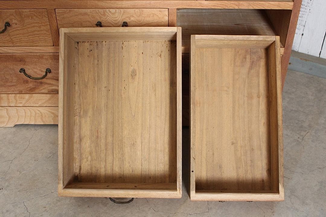 古い木枠のガラス戸棚 木製引き出し6杯 食器棚 本棚 キャビネット 古