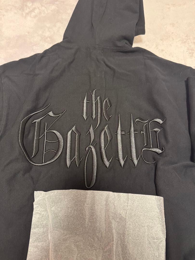 the GazettE ロゴパーカー 新品未使用品 ガゼット the GazettE 未使用 パーカー 初期 ロゴ刺繍｜Yahoo!フリマ