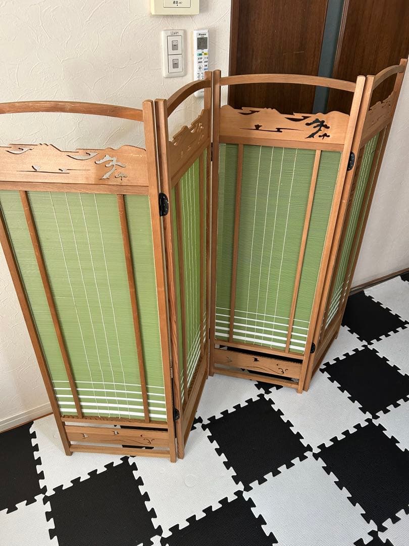 昭和レトロ 古家具 木製衝立 4連 パーテーション 間仕切り 仕切り屏風　透かし 衝立 和風 パーテーション 4連 おしゃれ パーティション 間仕切り 木製