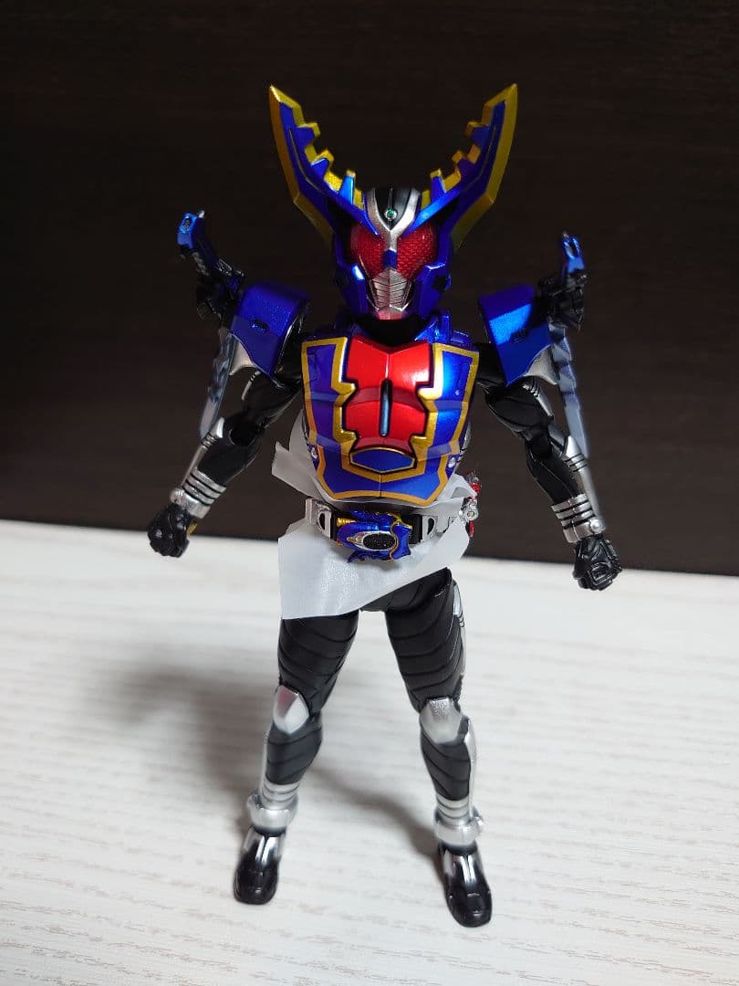 真骨彫製法 S.H.Figuarts 仮面ライダーガタック ハイパーフォーム