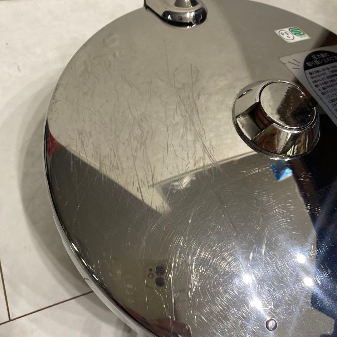 Tupperware 圧力鍋 3.0Ｌ　ステンレス