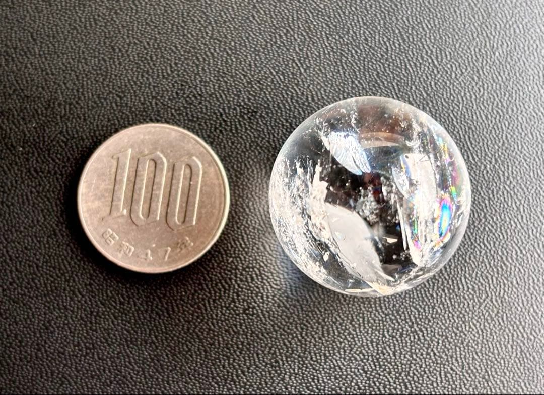 究極品質　永遠の愛を願う水晶の究極形態　虹のマスターウラルレムリアン極上スフィア