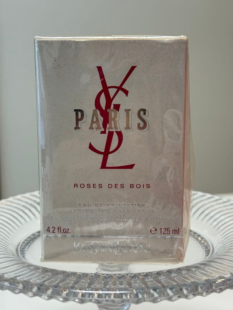 イヴ・サンローラン パリ ローズ デ ボワ 125ml オードトワレ イヴ・サンローラン / パリ プルミエール ローズ オーデトワレの公式