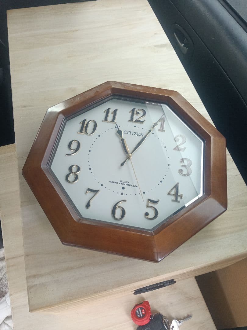 CITIZEN 八角形電波時計 ブラウン - メルカリ